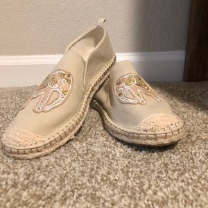 Espadrille style flat with Elephant detailing